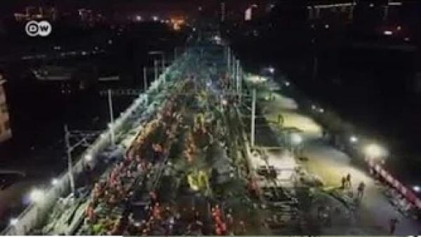 بناء محطة سكة حديد بالصين في أقل من 9 ساعات !!!